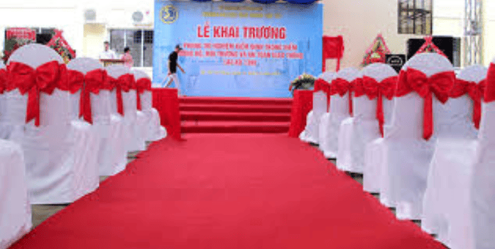Sân khấu buổi lễ khai trương
