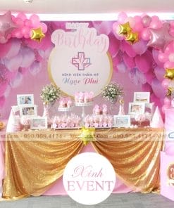 Trang trí bàn sinh nhật mừng kỷ niệm bệnh viện thẩm mỹ Ngọc Phú XV022