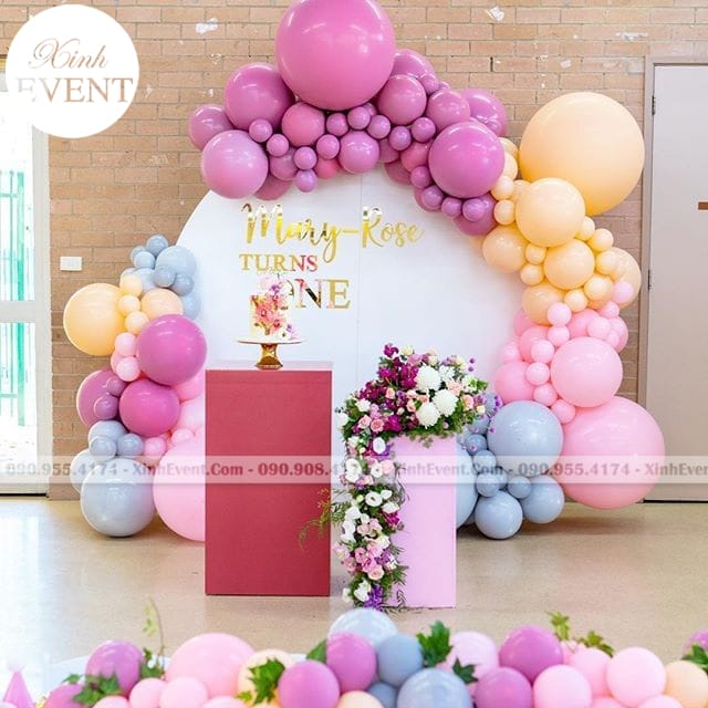 Backdrop trang trí sự kiện sang trọng tại Xinh Event XV059