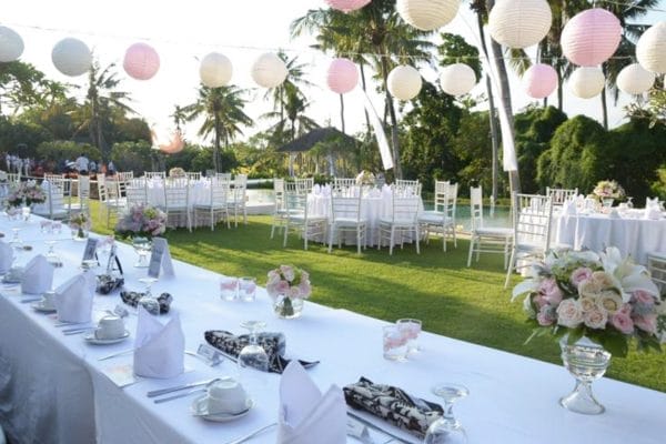 Trang trí tiệc tất niên 2018 tại Xinh Event