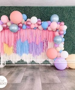 Backdrop sinh nhật dây tua rua và bong bóng XV110