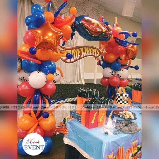 Bàn quà sinh nhật Hotwheel XV109
