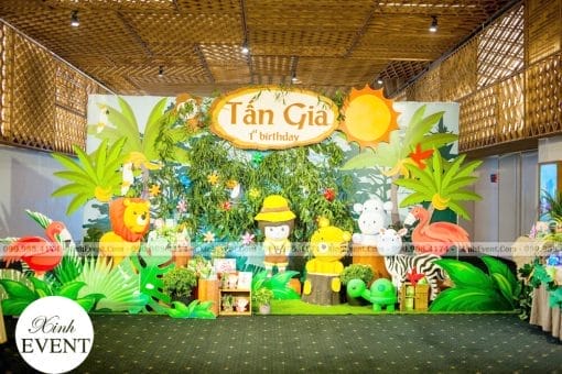Backdrop sân khấu trang trí thôi nôi chủ đề rừng xanh XV175