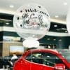 Bóng jumbo trang trí tại cừa hàng xe hơi Mercedes