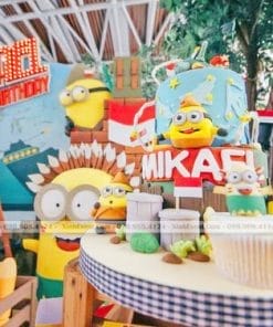 Sinh nhật 3D với chủ đề Minion dễ thương XV181