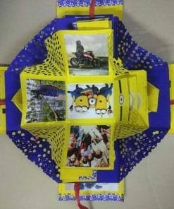 Bên trong hộp quà surprise Minion XV284