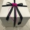 Hộp surprise màu trắng XV347