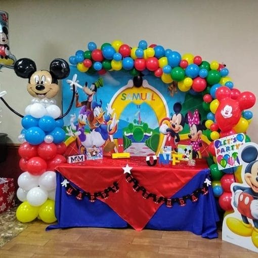 Bàn quà sinh nhật chuột Mickey và những người bạn XV412