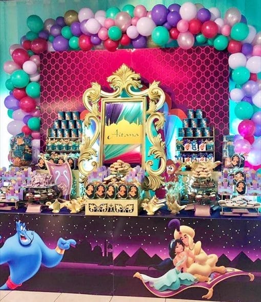 Bàn quà trang trí sinh nhật trọn gói Aladin XV621