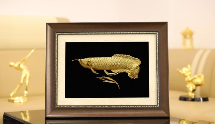 Tranh phong thủy dát vàng cho khách hàng lâu năm.