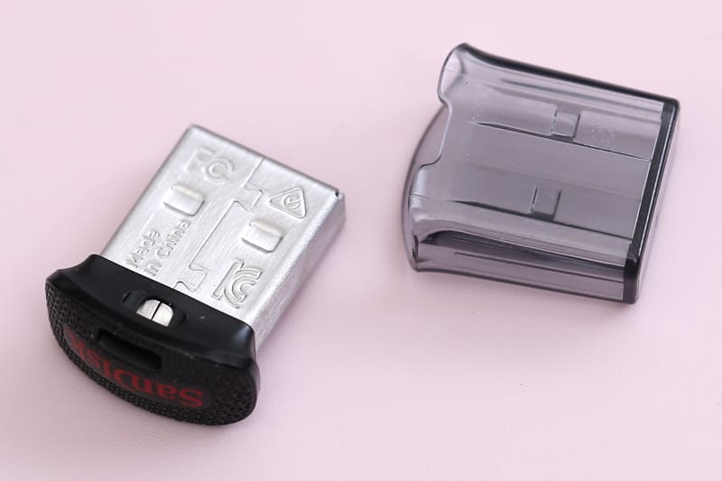 sử dụng USB làm quà tặng cho khách hàng mới